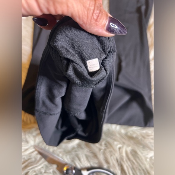 Like new Lululemon align, asymmetrical boot cut leggings - Picture 5 of 7